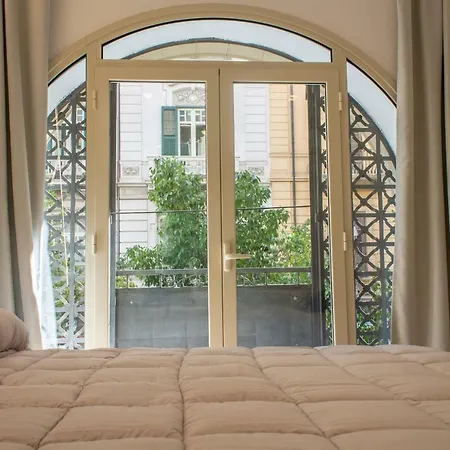 아파트 Mezzanine *